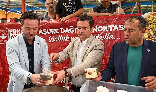 baskan-erkan-aydin-hamitlerde-asure-bereketini-vatandaslarla-paylasti.jpg