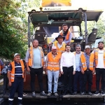baskan-guner-asfalt-calismalarini-yerinde-denetledi.jpg