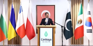 baskan-gunerden-23-nisanda-baris-ve-kardeslik-vurgusu.jpg