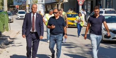 baskan-isik-mahalle-gezilerine-devam-ediyor.jpg