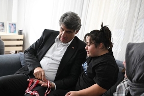 baskan-kocamandan-elanur-gencogluna-anlamli-ziyaret.jpg