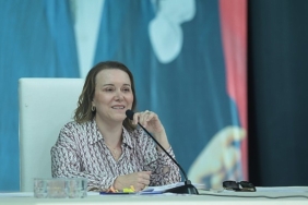 baskan-mutlu-kamu-icin-kamu-yararina-calisan-bir-belediyeyiz.jpg