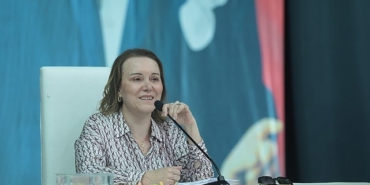 baskan-mutlu-kamu-icin-kamu-yararina-calisan-bir-belediyeyiz.jpg