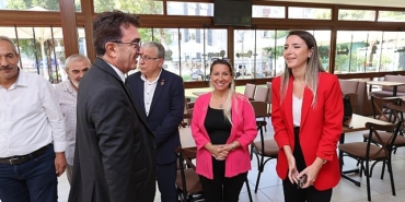 baskan-mutlu-muhtarlarla-bulustu.jpg