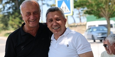 baskan-olmez-mahalle-ziyaretleri-ile-vatandaslarla-bir-arada-olmaya-devam-ediyor.jpg