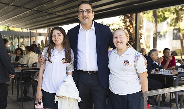 baskan-onur-yigit-kent-lokantasinda-vatandaslarla-bir-araya-geldi.jpg