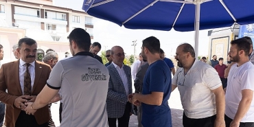 baskan-pekyatirmaci-tum-vatandaslarimizin-ihtiyaclarini-dikkate-alarak-hizmet-uretiyoruz.jpg