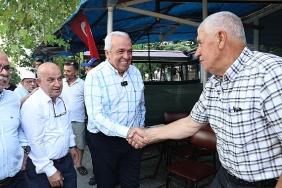baskan-sadi-ozdemir-akcalar-mahallesinde-vatandaslarla-bulustu.jpg