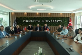 baskan-sadi-ozdemir-ozel-egitim-kurumlari-temsilcileri-ile-bulustu.jpg