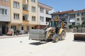baskan-tabandan-ucretsiz-otopark-hamlesi-devam-ediyor.jpg