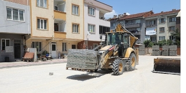 baskan-tabandan-ucretsiz-otopark-hamlesi-devam-ediyor.jpg