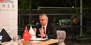 baskan-topaloglu-canli-yayinda-sorulari-yanitladi.jpg