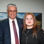 Başkan Topaloğlu’na anlamlı hediye