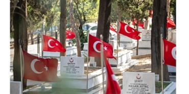 baskan-tugay-15-temmuz-sehitlerini-andi.jpg