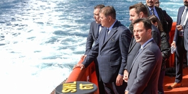 baskan-tugay-aliagada-liman-bolgesini-inceledi.jpg