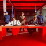 baskan-tugay-bosnada-srebrenitsa-katliaminin-kurbanlarini-andi.jpg