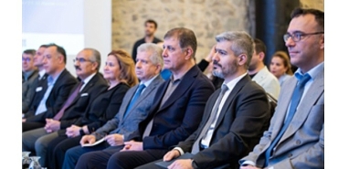 baskan-tugay-izmir-degisimin-seyircisi-degil-aktoru-olacak.jpg