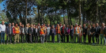 baskan-vekili-ozdemir-ataturk-kultur-parkinin-emektarlariyla-bulustu.jpg
