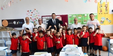 baskan-yildizdan-ogrencilere-surpriz.jpg