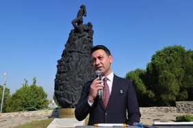 bayraklida-madimak-anmasi.jpg