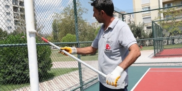 bayraklida-parklar-yenileniyor.jpg