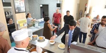 bayraklida-ucuncu-kent-lokantasi-acildi.jpg