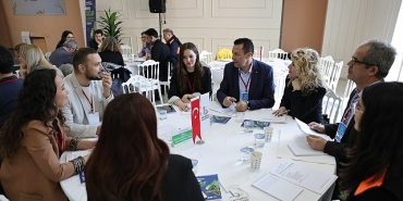 bayraklinin-gelecegi-icin-secap-calistayi-duzenlendi.jpg