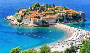 bayram-oncesi-tatil-firsatlariyla-turizmde-sezona-hizli-acilis-FLTguDlQ.jpg