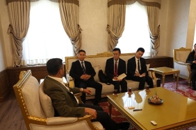 belediye-baskani-rasim-ari-cinli-misafirlerini-agirladi.jpg