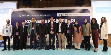 bilisim-fuarinda-gelecegin-teknolojileri-konusuldu.jpg