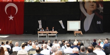 bornova-kent-konseyi-5-yil-aradan-sonra-yeniden-faaliyette.jpg
