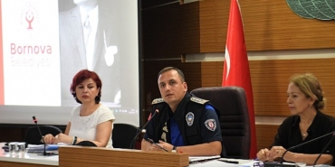 bornovada-stratejik-plana-meclis-onayi.jpg