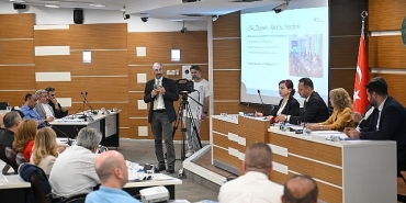 bornovadan-lizbona-uzanan-iklim-direnci-koprusu.jpg