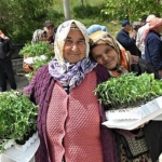 Bornova’dan üreticiye can suyu