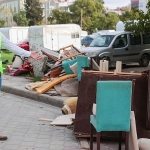 buca-belediyesi-mobilya-atiklari-icin-vatandaslara-cagrida-bulundu.jpg