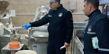burhaniye-belediyesinden-gida-guvenligi-icin-siki-denetim.jpg