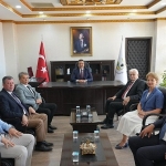 burhaniye-belediyesinden-yeni-kaymakama-ziyaret.jpg