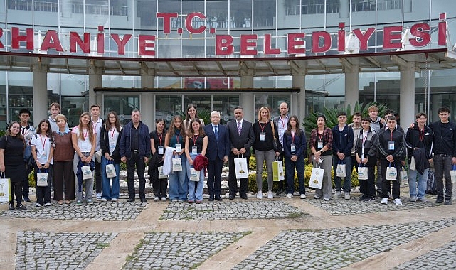 burhaniye-kardes-sehir-hurthten-gelen-misafirlerini-agirladi.jpg