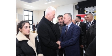 buyukakin-golcuk-teskilatiyla-bulustu.jpg