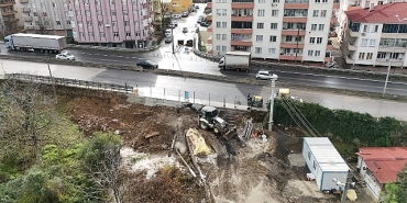 buyukakin-yerinde-inceledi-golcukte-o-calismalar-yaz-ayina-yetisecek.jpg