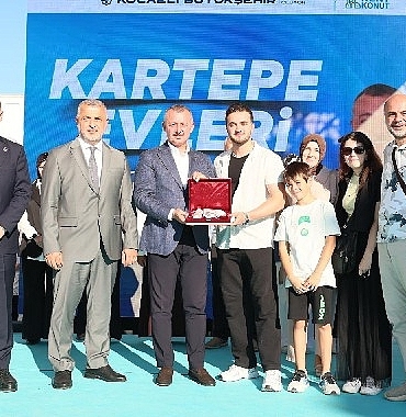 buyuksehir-144-aileyi-daha-ev-sahibi-yapti.jpg