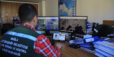 buyuksehir-belediyesi-hafriyat-kamyonlarini-uydu-takip-sistemi-ile-denetliyor.jpg