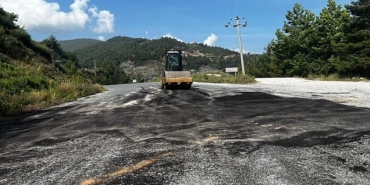 buyuksehir-ekiplerinden-yol-mesaisi.jpg