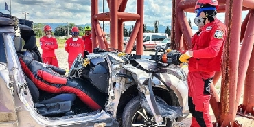 buyuksehir-itfaiyesinden-akuta-egitim-destegi.jpg