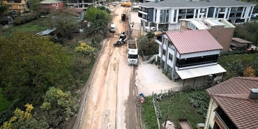buyuksehir-kartepe-cepni-caddesini-yeniliyor.jpg