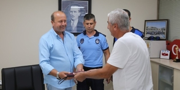 buyuksehir-zabitasi-kayip-cantayi-sahibine-ulastirdi-700-bin-tl-para-ve-ziynet-esyasi.jpg