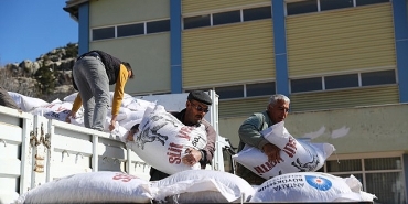 buyuksehirden-2025-yilinda-hayvanciliga-503-bin-625-kg-yem-destegi.jpg