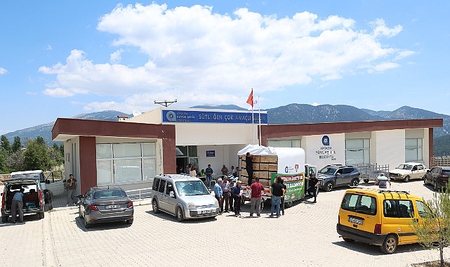 buyuksehirden-antalyanin-dort-bir-yanina-ari-kovani-destegi.jpg
