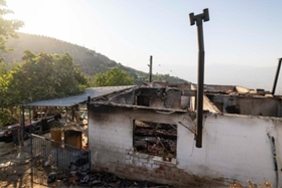 buyuksehirden-evi-yanan-aileye-yardim-eli.jpg