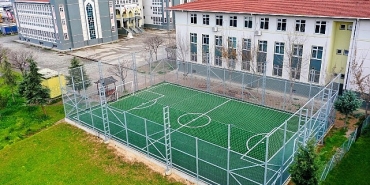 buyuksehirden-kirsala-12-futbol-sahasi.jpg